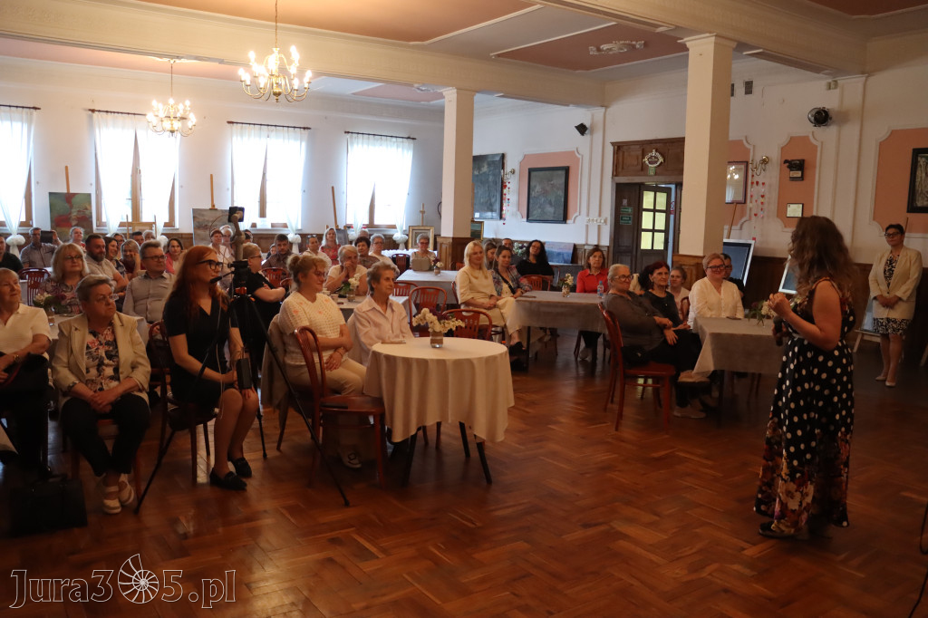 Fotorelacja: Koncert Nie tylko dla Mam w Pałacyku nad Wartą w Zawierciu Kromołowie
