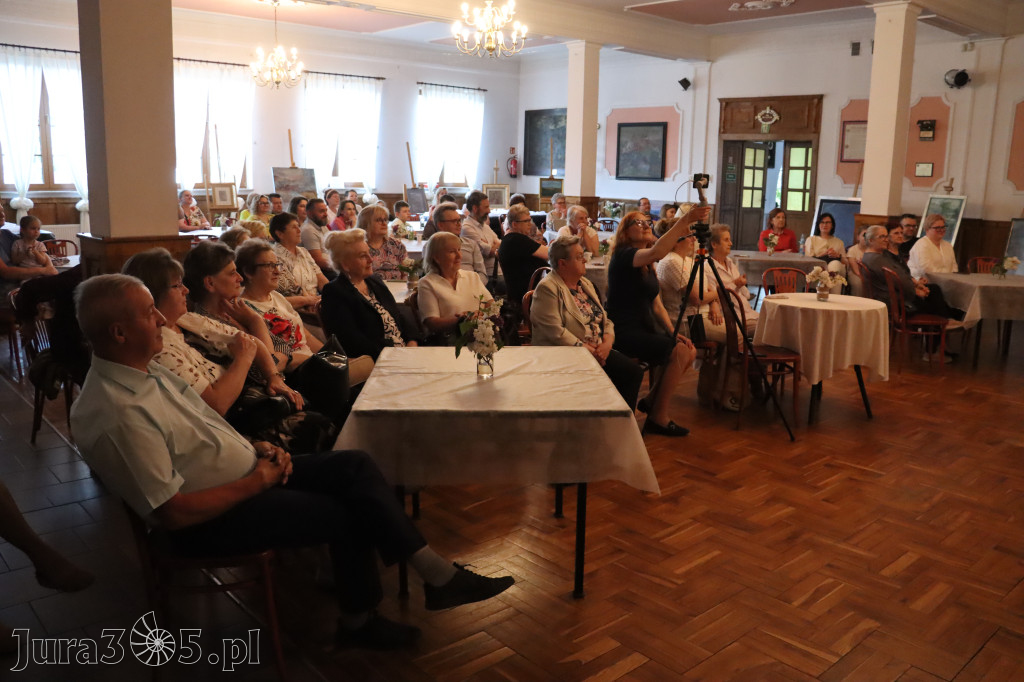 Fotorelacja: Koncert Nie tylko dla Mam w Pałacyku nad Wartą w Zawierciu Kromołowie