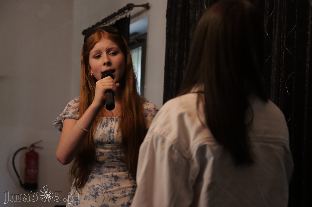 Fotorelacja: Koncert Nie tylko dla Mam w Pałacyku nad Wartą w Zawierciu Kromołowie