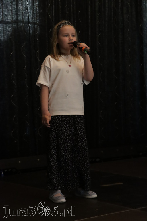 Fotorelacja: Koncert Nie tylko dla Mam w Pałacyku nad Wartą w Zawierciu Kromołowie