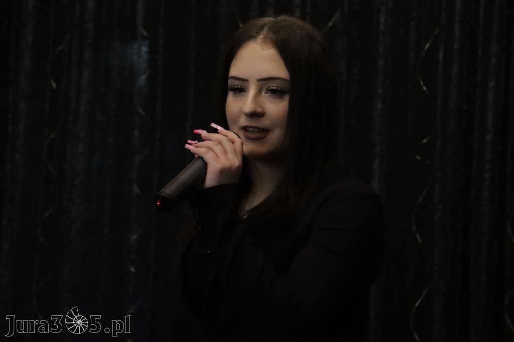 Fotorelacja: Koncert Nie tylko dla Mam w Pałacyku nad Wartą w Zawierciu Kromołowie