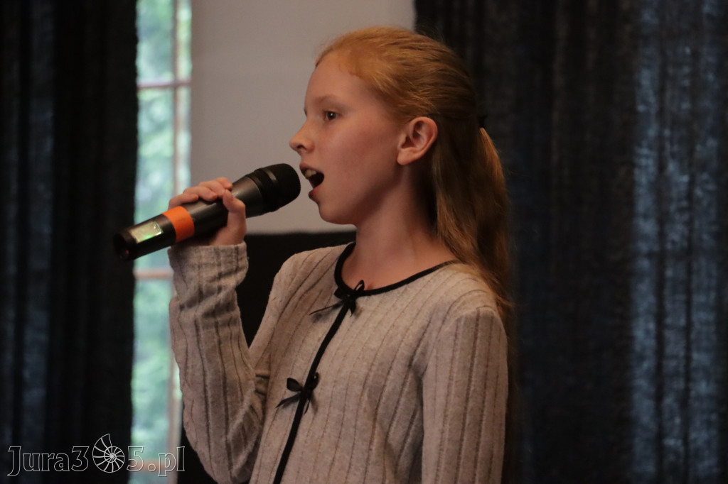Fotorelacja: Koncert Nie tylko dla Mam w Pałacyku nad Wartą w Zawierciu Kromołowie