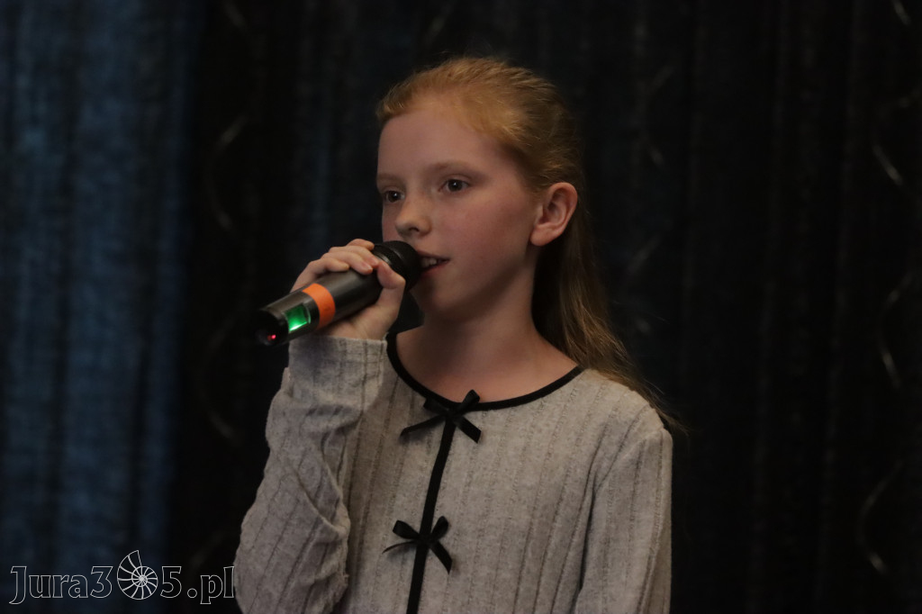 Fotorelacja: Koncert Nie tylko dla Mam w Pałacyku nad Wartą w Zawierciu Kromołowie