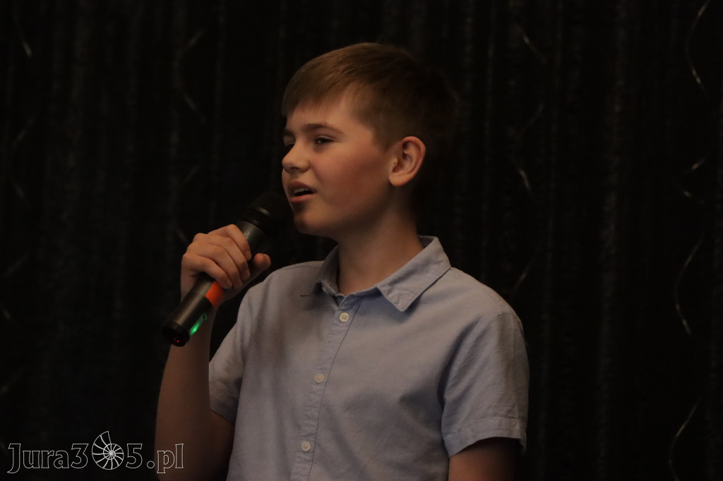 Fotorelacja: Koncert Nie tylko dla Mam w Pałacyku nad Wartą w Zawierciu Kromołowie