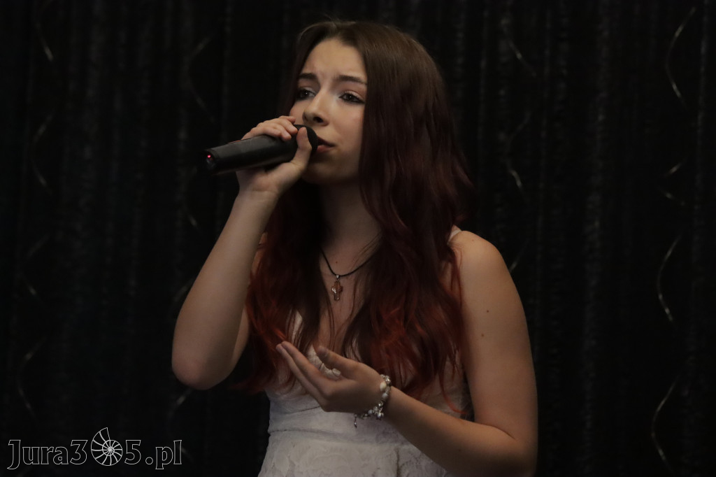 Fotorelacja: Koncert Nie tylko dla Mam w Pałacyku nad Wartą w Zawierciu Kromołowie