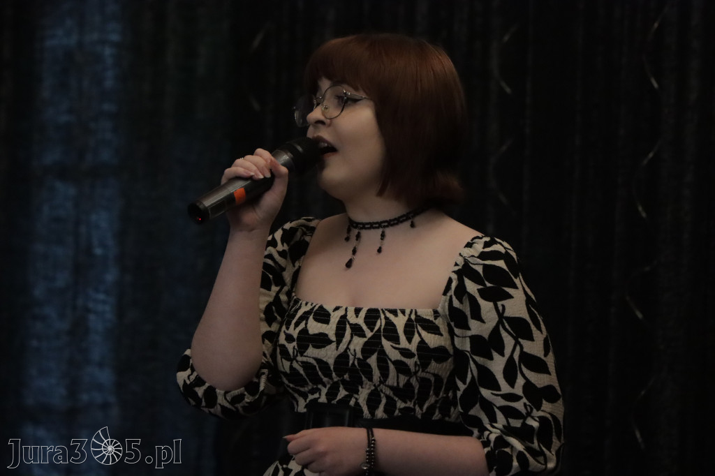 Fotorelacja: Koncert Nie tylko dla Mam w Pałacyku nad Wartą w Zawierciu Kromołowie