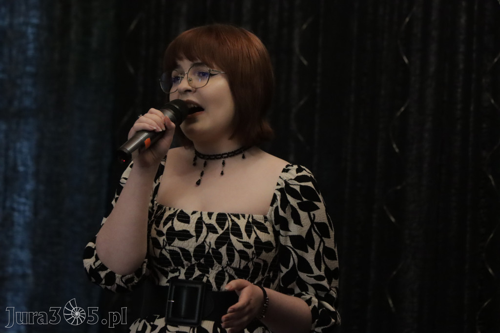Fotorelacja: Koncert Nie tylko dla Mam w Pałacyku nad Wartą w Zawierciu Kromołowie