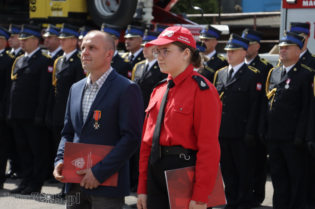 Fotorelacja: Powiatowe Obchody Dnia Strażaka w Zawierciu
