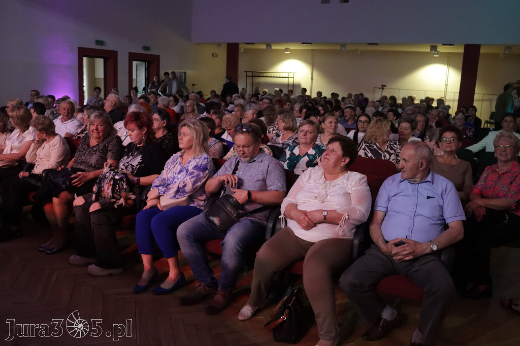 Fotorelacja: Koncert MUZYCZNY BUKIET DLA MAMY w Koziegłowach