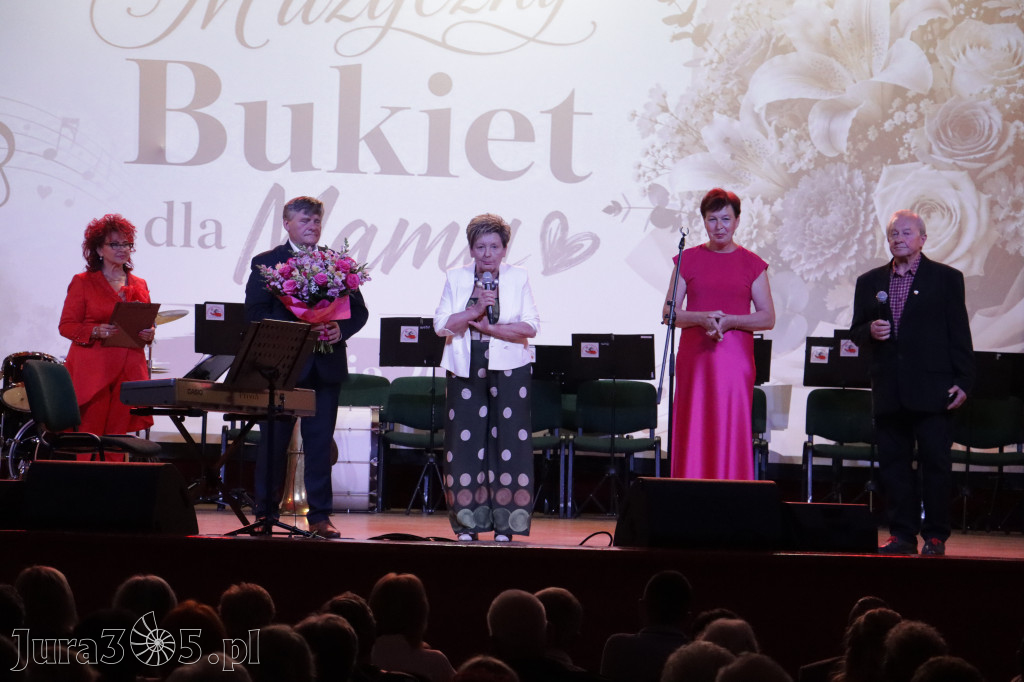 Fotorelacja: Koncert MUZYCZNY BUKIET DLA MAMY w Koziegłowach