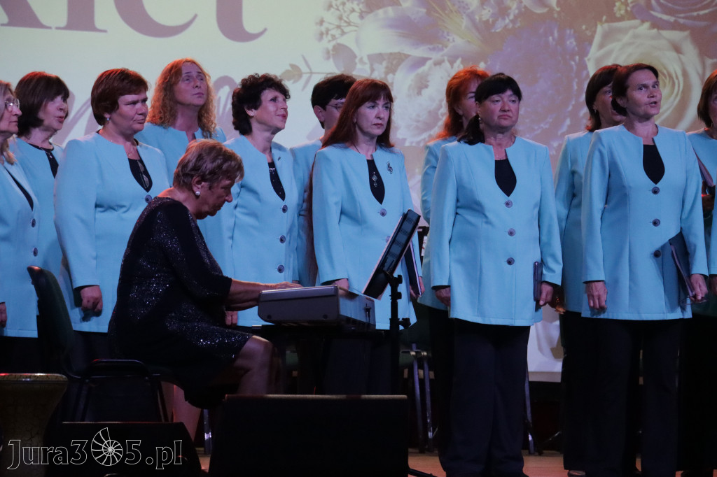 Fotorelacja: Koncert MUZYCZNY BUKIET DLA MAMY w Koziegłowach