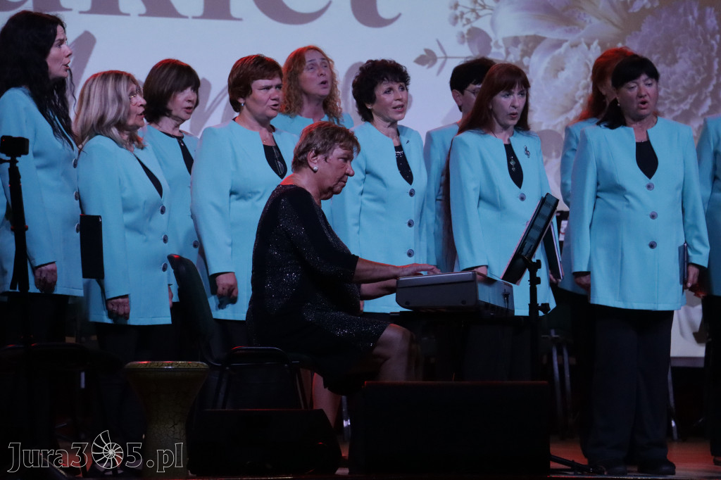 Fotorelacja: Koncert MUZYCZNY BUKIET DLA MAMY w Koziegłowach