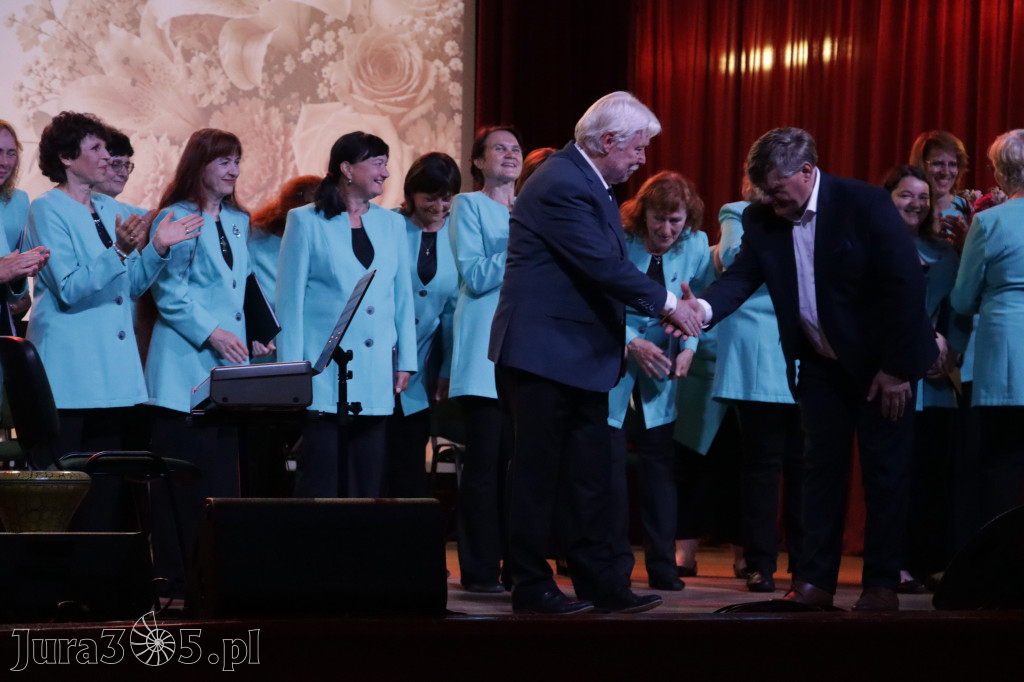 Fotorelacja: Koncert MUZYCZNY BUKIET DLA MAMY w Koziegłowach