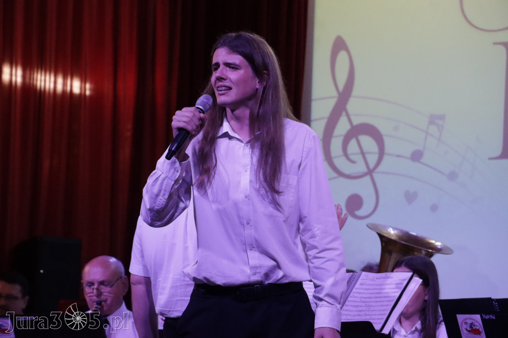 Fotorelacja: Koncert MUZYCZNY BUKIET DLA MAMY w Koziegłowach