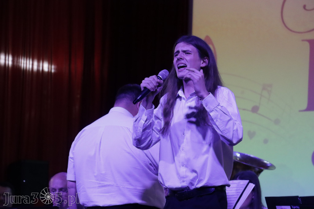 Fotorelacja: Koncert MUZYCZNY BUKIET DLA MAMY w Koziegłowach