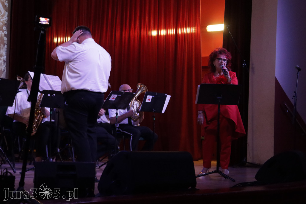 Fotorelacja: Koncert MUZYCZNY BUKIET DLA MAMY w Koziegłowach