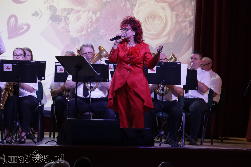 Fotorelacja: Koncert MUZYCZNY BUKIET DLA MAMY w Koziegłowach