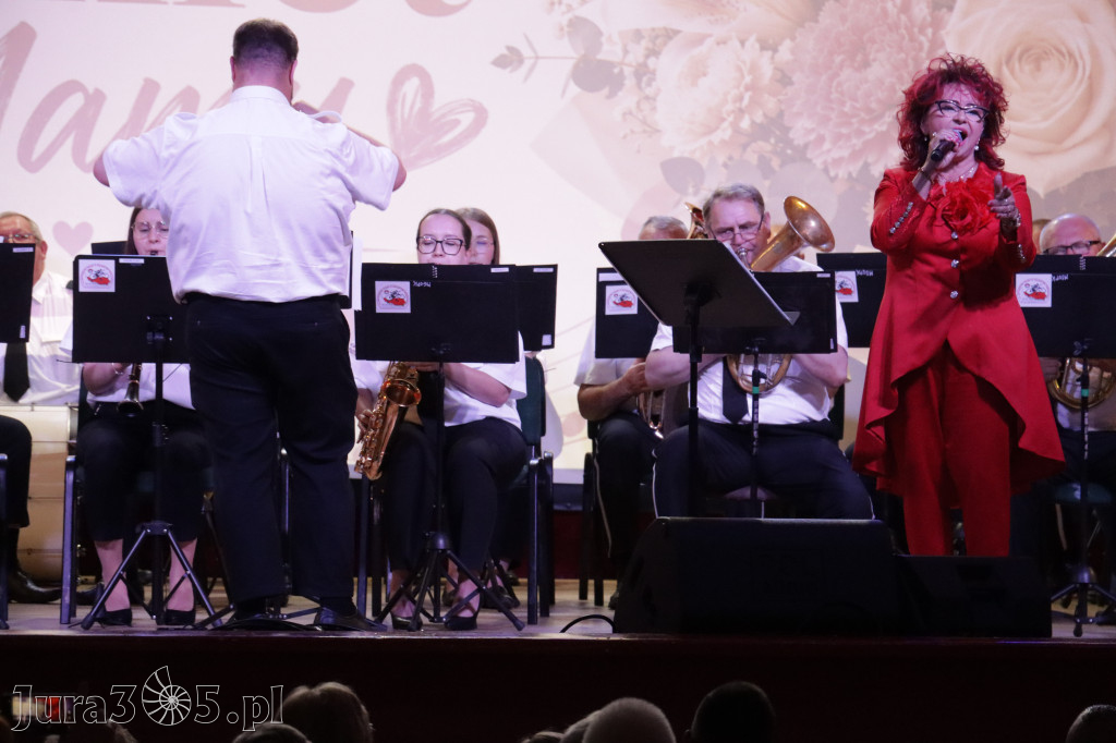 Fotorelacja: Koncert MUZYCZNY BUKIET DLA MAMY w Koziegłowach