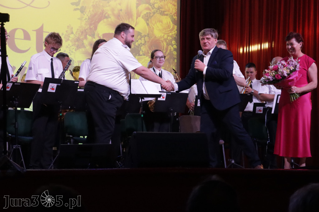 Fotorelacja: Koncert MUZYCZNY BUKIET DLA MAMY w Koziegłowach