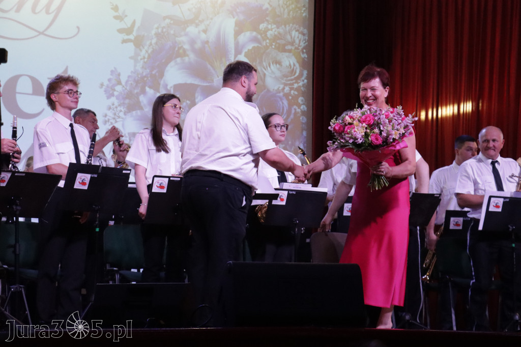 Fotorelacja: Koncert MUZYCZNY BUKIET DLA MAMY w Koziegłowach