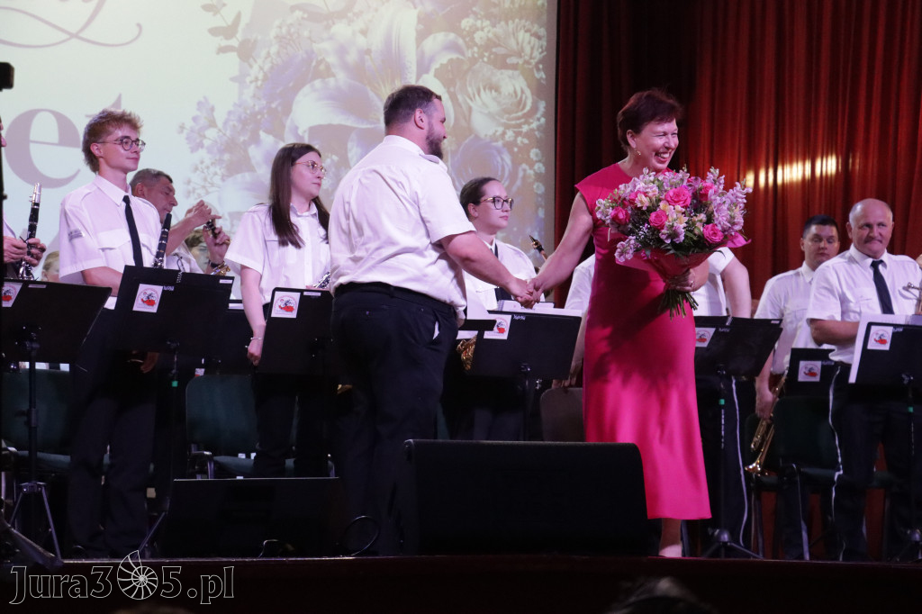 Fotorelacja: Koncert MUZYCZNY BUKIET DLA MAMY w Koziegłowach
