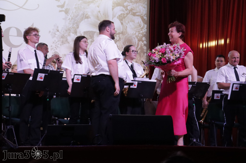 Fotorelacja: Koncert MUZYCZNY BUKIET DLA MAMY w Koziegłowach