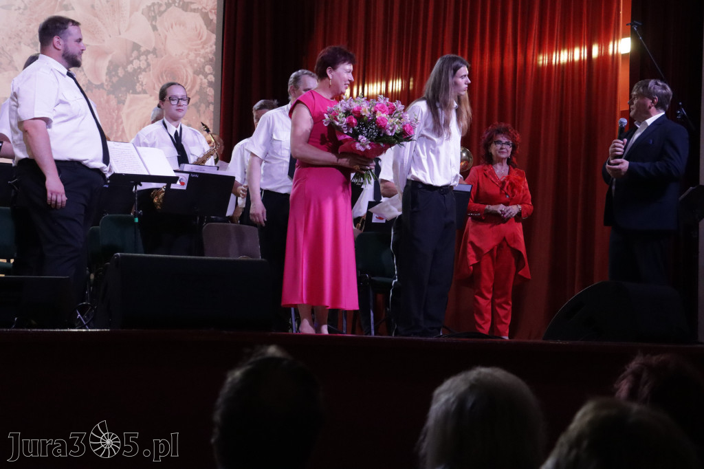 Fotorelacja: Koncert MUZYCZNY BUKIET DLA MAMY w Koziegłowach