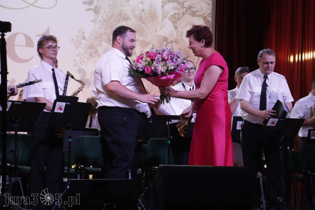 Fotorelacja: Koncert MUZYCZNY BUKIET DLA MAMY w Koziegłowach