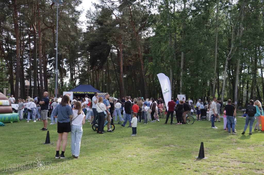 Fotorelacja: Miejski Dzień Dziecka w Myszkowie