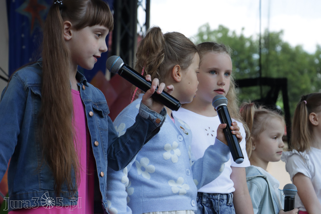 Fotorelacja: Gminny Dzień Dziecka w Poraju