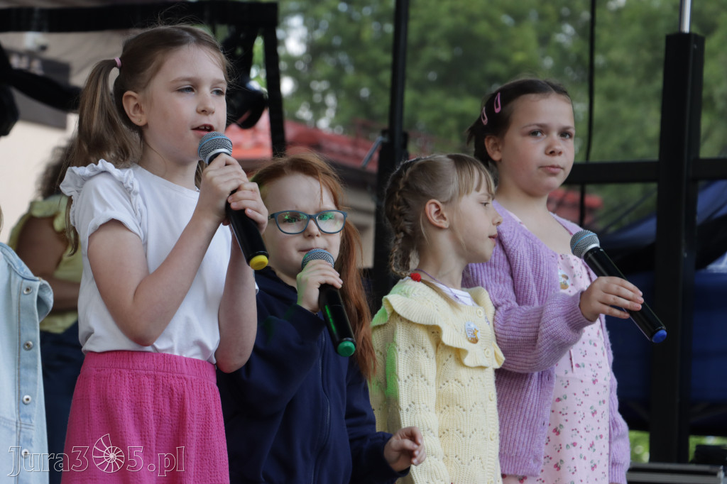Fotorelacja: Gminny Dzień Dziecka w Poraju
