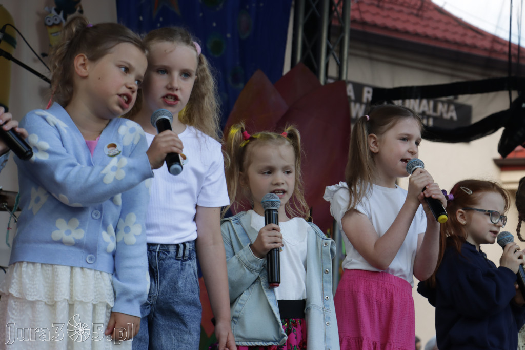 Fotorelacja: Gminny Dzień Dziecka w Poraju