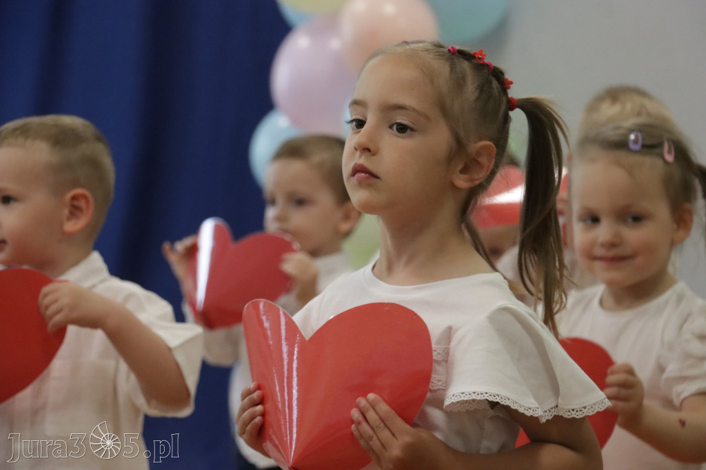 Fotorelacja I: Festyn Rodzinny w Przedszkolu Integracyjnym nr 3 w Zawierciu
