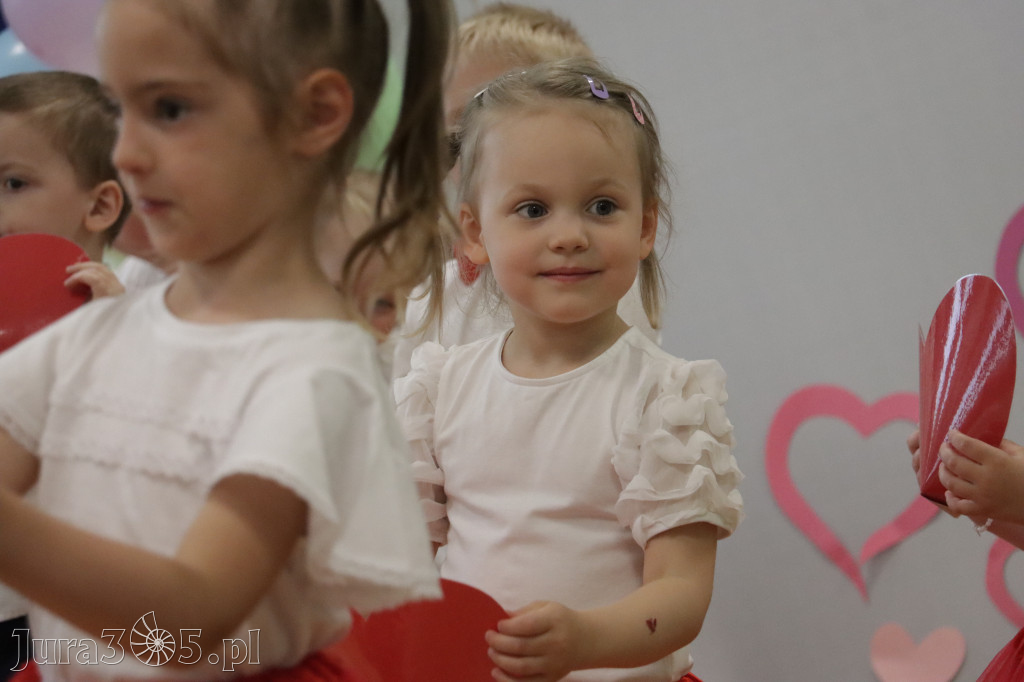 Fotorelacja I: Festyn Rodzinny w Przedszkolu Integracyjnym nr 3 w Zawierciu