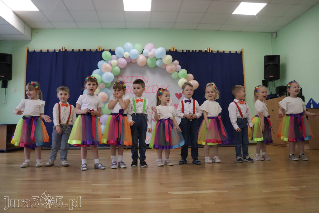 Fotorelacja I: Festyn Rodzinny w Przedszkolu Integracyjnym nr 3 w Zawierciu