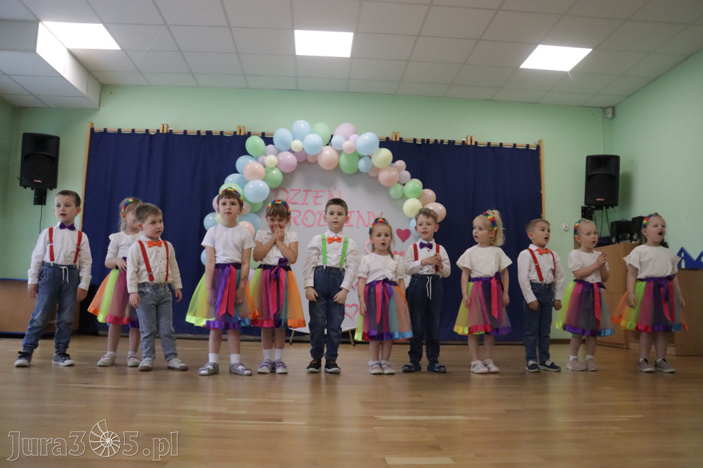 Fotorelacja I: Festyn Rodzinny w Przedszkolu Integracyjnym nr 3 w Zawierciu