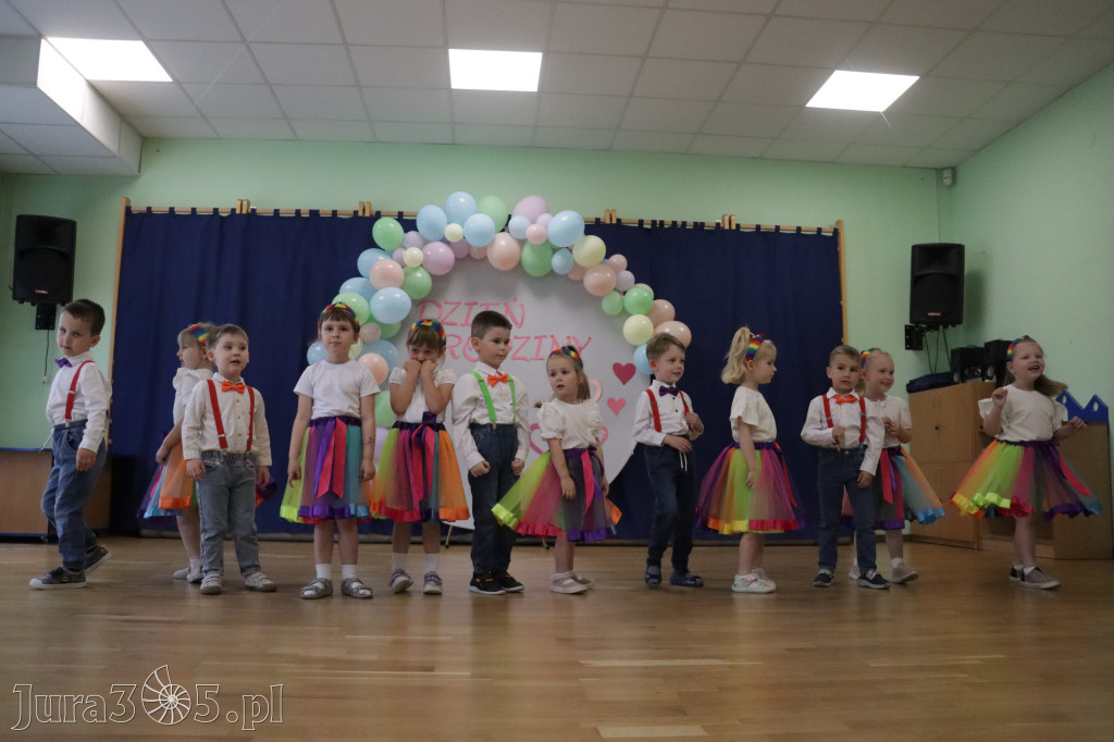 Fotorelacja I: Festyn Rodzinny w Przedszkolu Integracyjnym nr 3 w Zawierciu