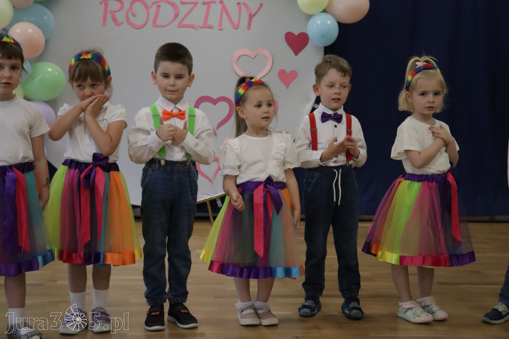 Fotorelacja I: Festyn Rodzinny w Przedszkolu Integracyjnym nr 3 w Zawierciu