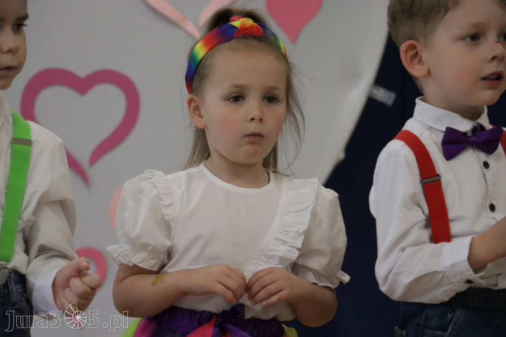 Fotorelacja I: Festyn Rodzinny w Przedszkolu Integracyjnym nr 3 w Zawierciu