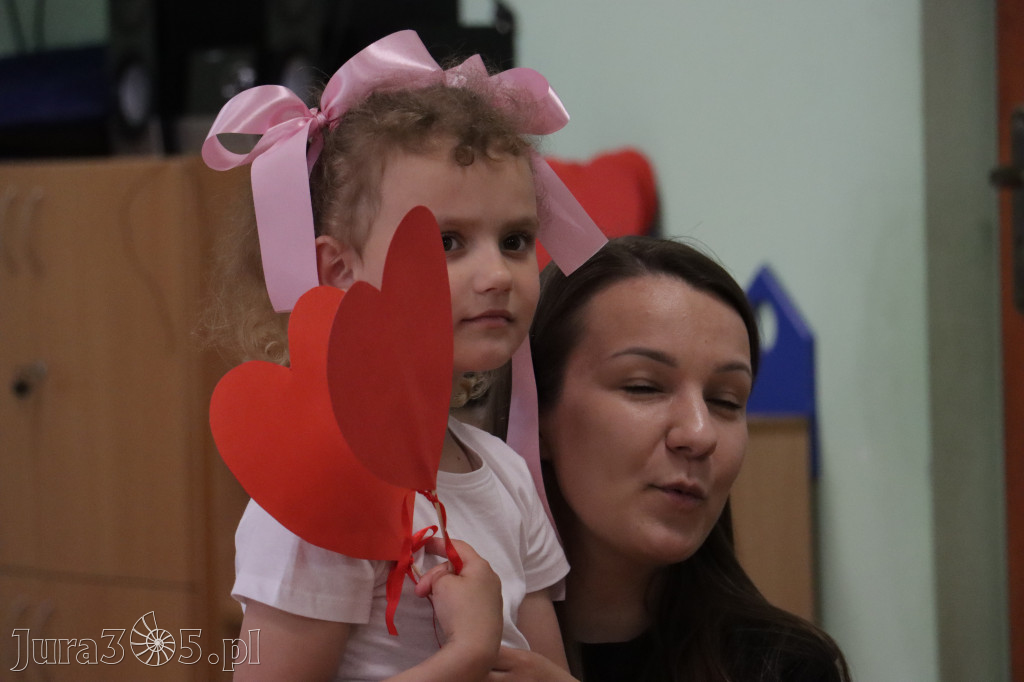 Fotorelacja I: Festyn Rodzinny w Przedszkolu Integracyjnym nr 3 w Zawierciu