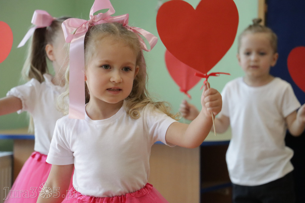 Fotorelacja I: Festyn Rodzinny w Przedszkolu Integracyjnym nr 3 w Zawierciu