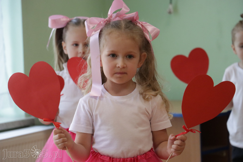 Fotorelacja I: Festyn Rodzinny w Przedszkolu Integracyjnym nr 3 w Zawierciu