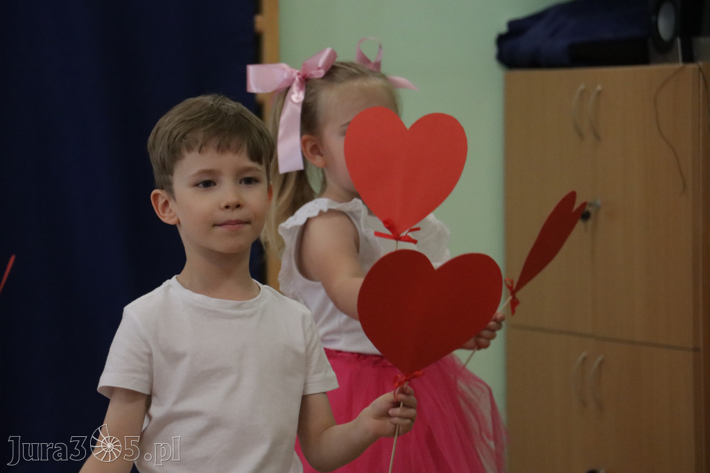 Fotorelacja I: Festyn Rodzinny w Przedszkolu Integracyjnym nr 3 w Zawierciu