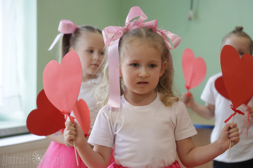 Fotorelacja I: Festyn Rodzinny w Przedszkolu Integracyjnym nr 3 w Zawierciu