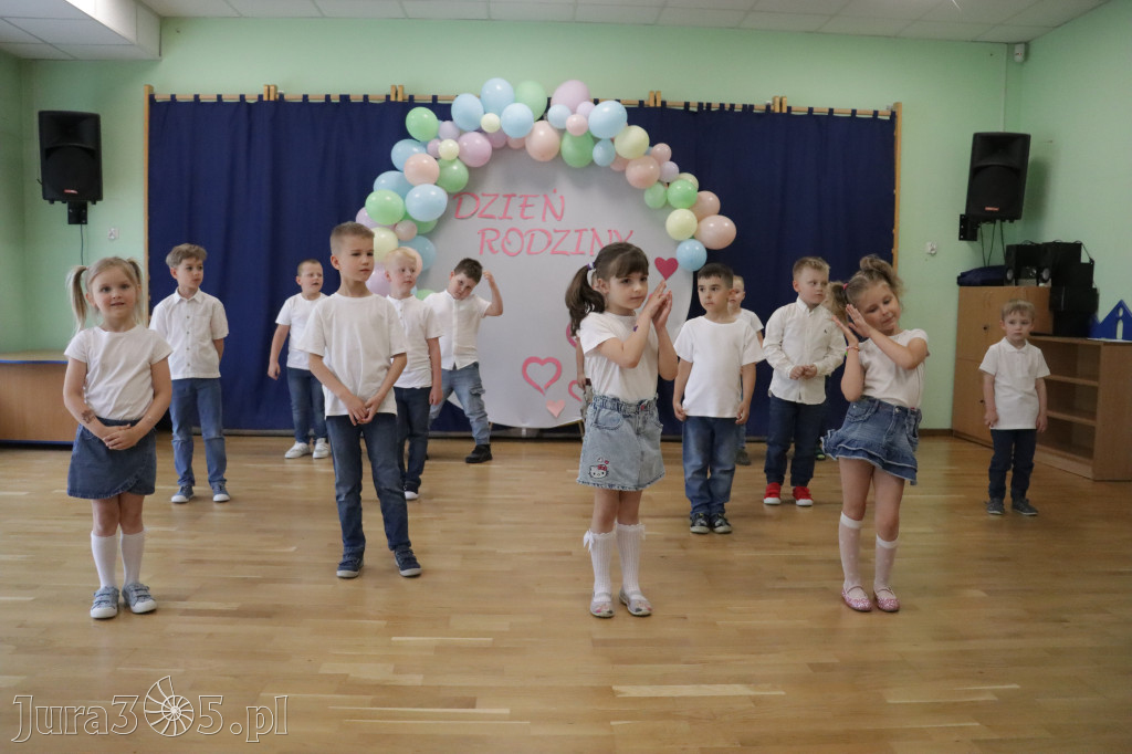Fotorelacja I: Festyn Rodzinny w Przedszkolu Integracyjnym nr 3 w Zawierciu