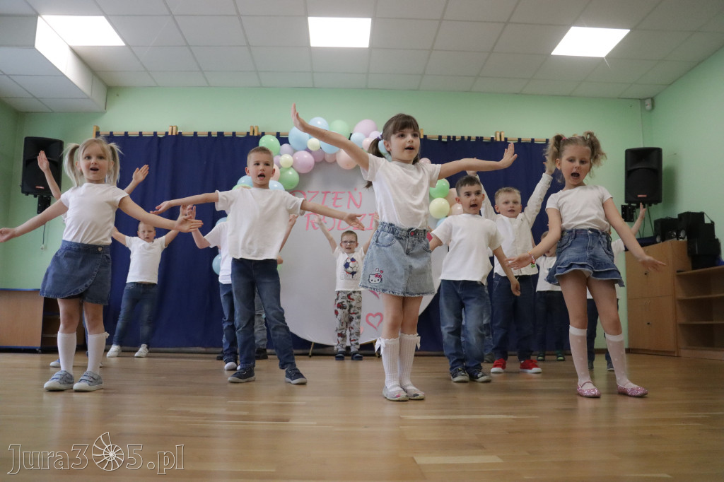 Fotorelacja I: Festyn Rodzinny w Przedszkolu Integracyjnym nr 3 w Zawierciu