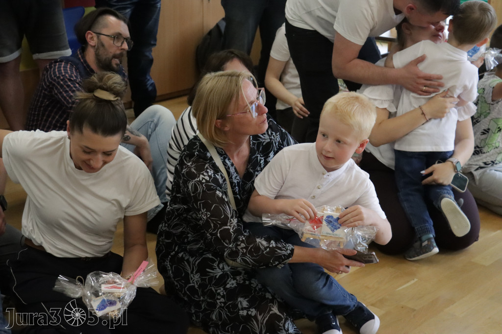 Fotorelacja I: Festyn Rodzinny w Przedszkolu Integracyjnym nr 3 w Zawierciu