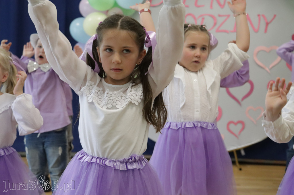 Fotorelacja II: Festyn Rodzinny w Przedszkolu Integracyjnym nr 3 w Zawierciu