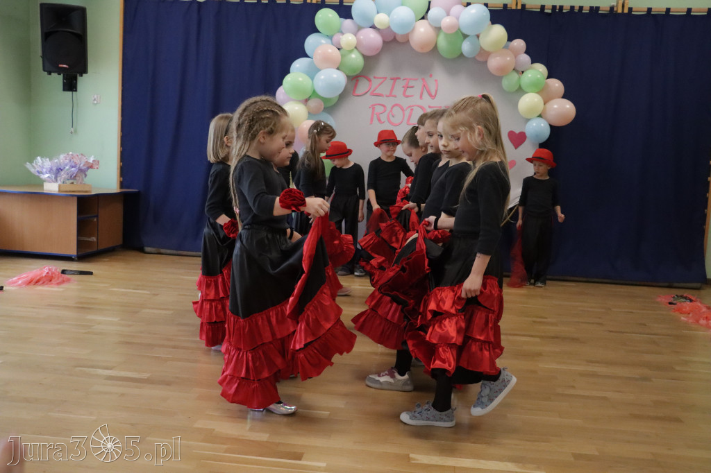 Fotorelacja II: Festyn Rodzinny w Przedszkolu Integracyjnym nr 3 w Zawierciu
