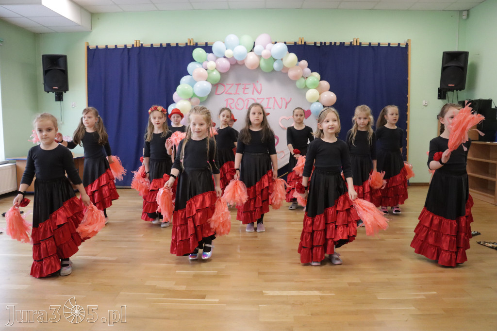Fotorelacja II: Festyn Rodzinny w Przedszkolu Integracyjnym nr 3 w Zawierciu